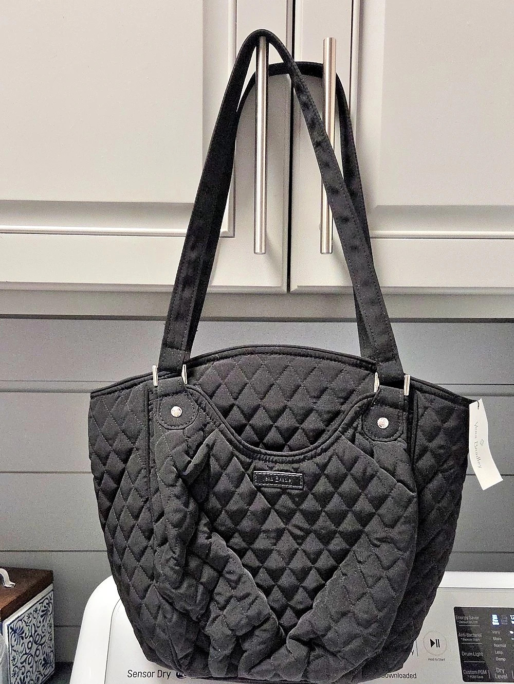 Vera Bradley Classic Glenna Tote; Quilted Black & Red